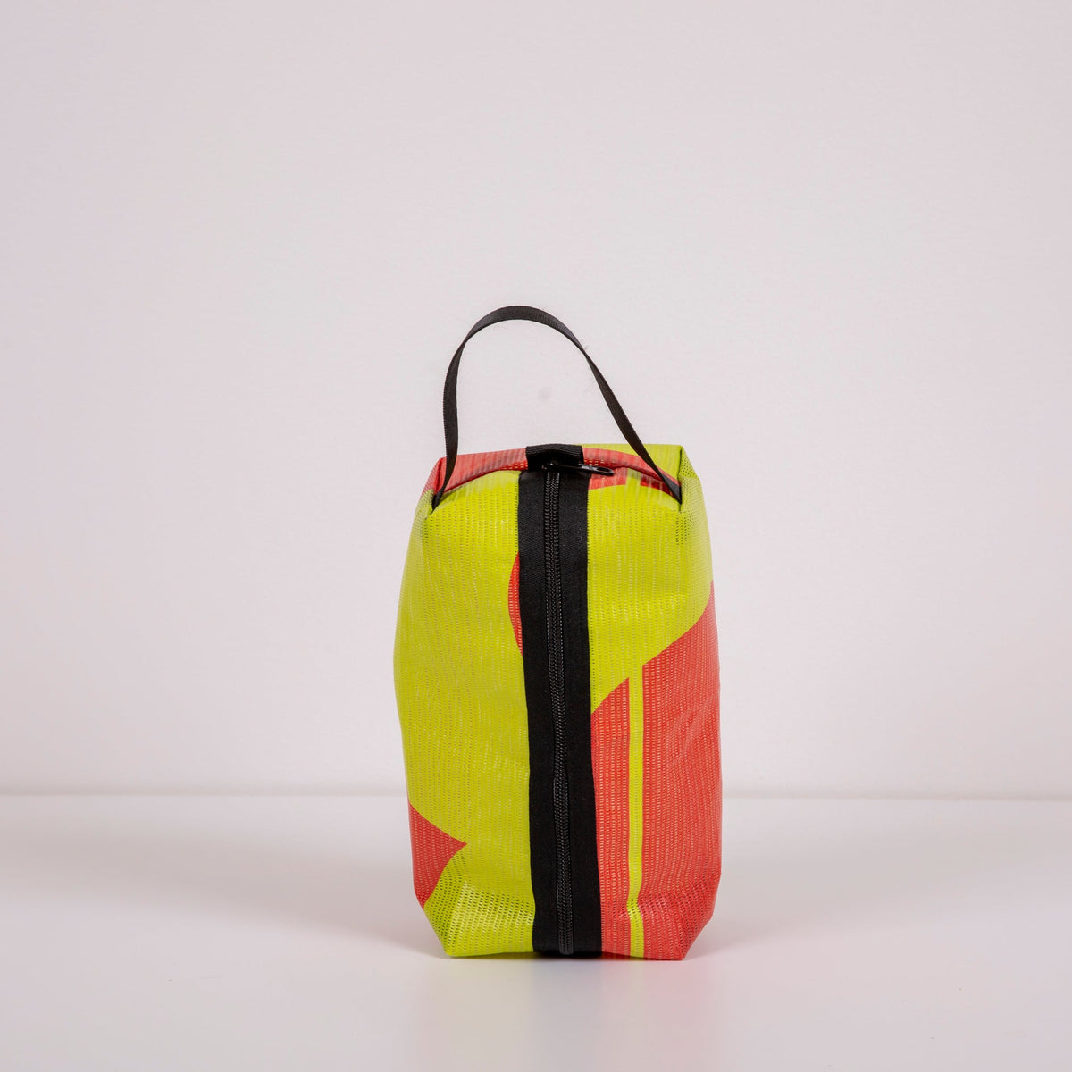 Everyday Mesh Dopp Kit
