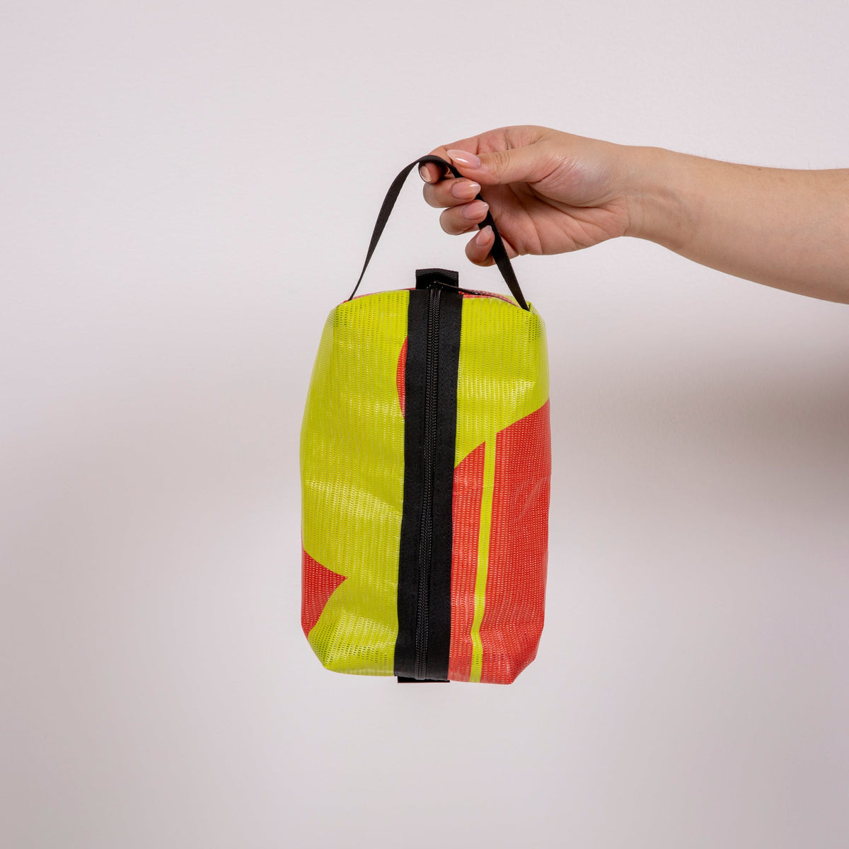 Everyday Mesh Dopp Kit